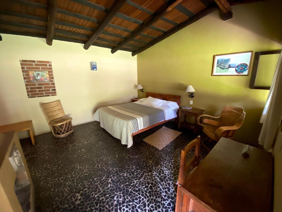 Villa Patzcuaro Garden Hotel Eksteriør billede